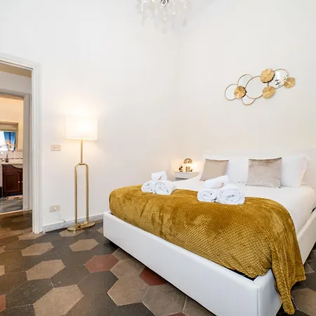 Stella Luxury House - Lombardia Appartement *